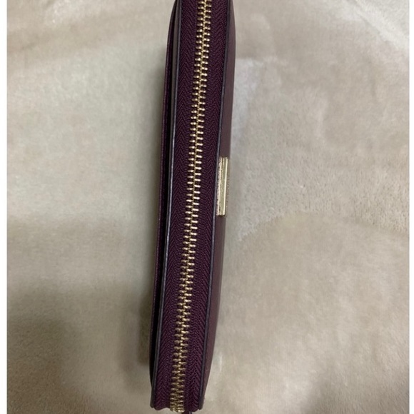 Kate Spade Wallet - Picture 4 of 8